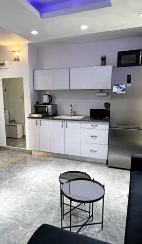 Lovely 2Rooms Apartament with sea view in Bat Yam Lovely 2Rooms Apartament with sea view in Bat Yam
