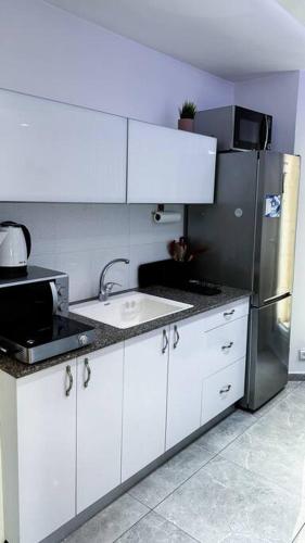 Lovely 2Rooms Apartament with sea view in Bat Yam Lovely 2Rooms Apartament with sea view in Bat Yam