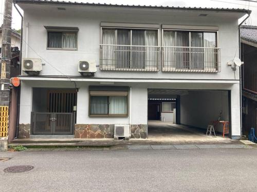 寺田旅館一軒家レンタル素泊まり最大15人宿泊可能 4名様まで同一料金 (寺田旅館一軒家レンタル素泊まり最大15人宿泊可能 4名様まで同一料金) in Mine 寺田旅館一軒家レンタル素泊まり最大15人宿泊可能 4名様まで同一料金 (寺田旅館一軒家レンタル素泊まり最大15人宿泊可能 4名様まで同一料金) in Mine