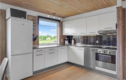 cuina, Holiday Home Karens Bakke in Glesborg cuina, Holiday Home Karens Bakke in Glesborg