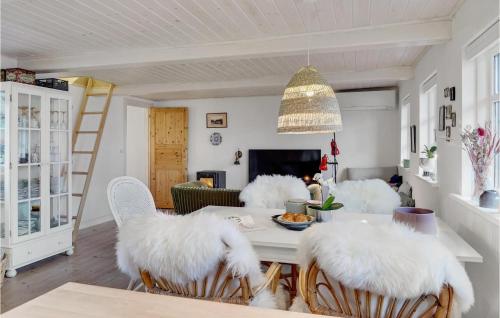 Konyha, 1 Bedroom Nice Home In Humble in Tryggelev Konyha, 1 Bedroom Nice Home In Humble in Tryggelev