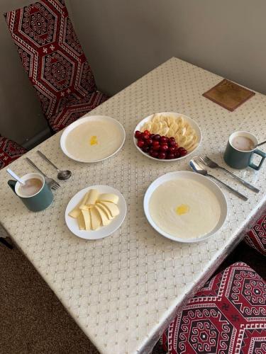 Yiyecek ve İçecekler, Sunny Hostel in Oş Yiyecek ve İçecekler, Sunny Hostel in Oş