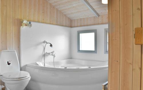 Bathroom, Three-Bedroom Holiday Home In Hvide Sande in Hvide Sande Bathroom, Three-Bedroom Holiday Home In Hvide Sande in Hvide Sande