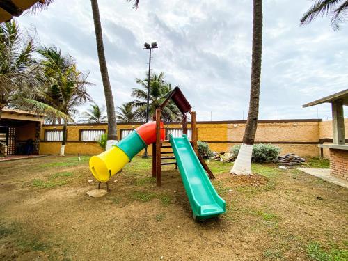 Playground, Apartamento en tucacas Cocotero mar 2 con la playa a tus pies in Tucacas Playground, Apartamento en tucacas Cocotero mar 2 con la playa a tus pies in Tucacas