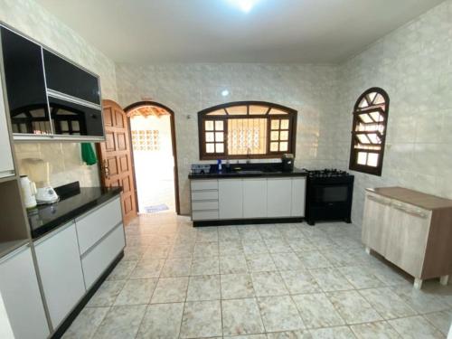 Cucina, Casa no Sertão da Quina, próximo as cachoeiras e a 3Km da Praia da Maranduba (Casa no Sertao da Quina, proximo as cachoeiras e a 3Km da Praia da Maranduba) in Ubatuba Cucina, Casa no Sertão da Quina, próximo as cachoeiras e a 3Km da Praia da Maranduba (Casa no Sertao da Quina, proximo as cachoeiras e a 3Km da Praia da Maranduba) in Ubatuba
