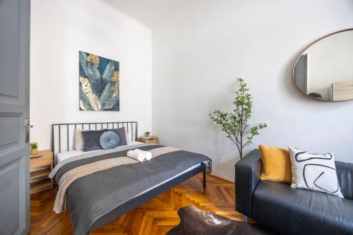 Charming & Cozy Stylish Apartment in the Heart of Budapest