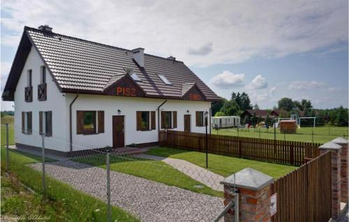 Beautiful Home In Piszewo With Wifi