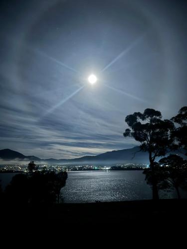 أوتاجو كوتيدج (Otago Cottage) in Risdon Vale أوتاجو كوتيدج (Otago Cottage) in Risdon Vale