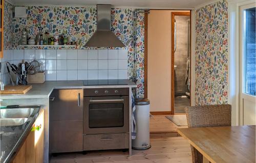 Kitchen, Gorgeous Home In Hasslo With Kitchen in Hasslo Kitchen, Gorgeous Home In Hasslo With Kitchen in Hasslo