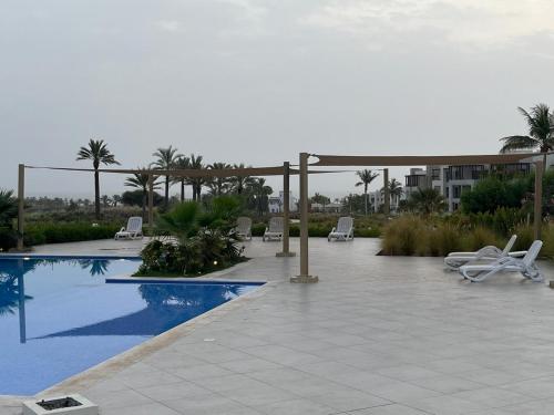 Swimming pool, Jebel Sifah Golf View Apartment near Al Sifah Beach Swimming pool, Jebel Sifah Golf View Apartment near Al Sifah Beach