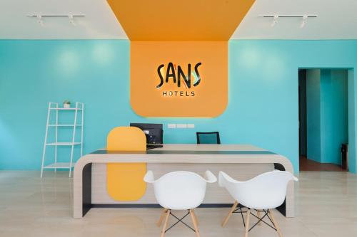 Lobby, Sans Hotel Tajur Bogor in East Bogor Lobby, Sans Hotel Tajur Bogor in East Bogor