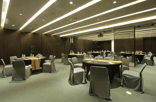 Banquet hall, Ra Premiere Simatupang in Cilandak Banquet hall, Ra Premiere Simatupang in Cilandak