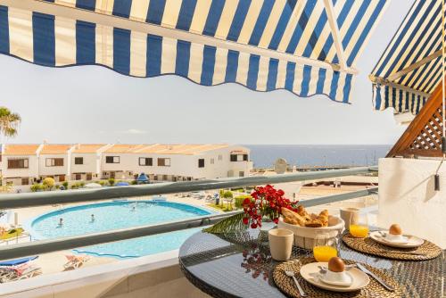 Fabulous Sea View apartment