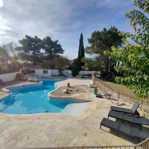 Вид, Gîte 5 personnes , Luberon, Provence (Gite 5 personnes , Luberon, Provence) in Pertuis Вид, Gîte 5 personnes , Luberon, Provence (Gite 5 personnes , Luberon, Provence) in Pertuis