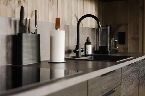 кухня, Exclusive Nordic Apartment with Sauna - Prime Location at Stranda near Geiranger in Странда кухня, Exclusive Nordic Apartment with Sauna - Prime Location at Stranda near Geiranger in Странда