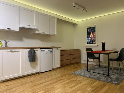 Kitchen, Maleva Stay in Northern Tallinn Kitchen, Maleva Stay in Northern Tallinn
