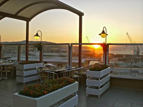 Balcony/terrace, Hotel Eken Prestige in Bandirma Balcony/terrace, Hotel Eken Prestige in Bandirma