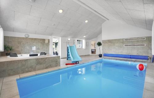 Swimming pool, Cozy Home In Ebeltoft With Lake View in Vibaek Strand Swimming pool, Cozy Home In Ebeltoft With Lake View in Vibaek Strand