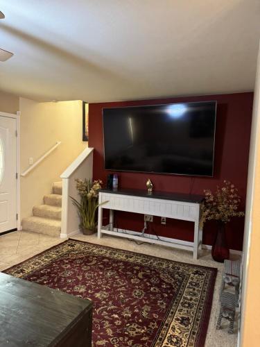 Cozy stays for family and business in Clearlake (CA) Cozy stays for family and business in Clearlake (CA)