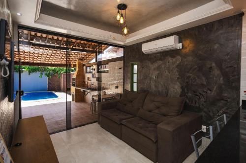 Casa com Piscina e Churrasqueira em Búzios | E 02 (Casa com Piscina e Churrasqueira em Buzios | E 02) in 폰타 제 망기뇨스 Casa com Piscina e Churrasqueira em Búzios | E 02 (Casa com Piscina e Churrasqueira em Buzios | E 02) in 폰타 제 망기뇨스