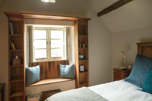 This photo about Killingworth Castle shared on HyHotel.com