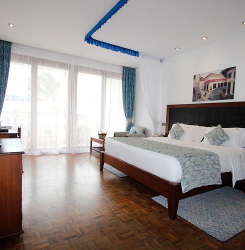 Travellers Beach Hotel in Момбаса Travellers Beach Hotel in Момбаса