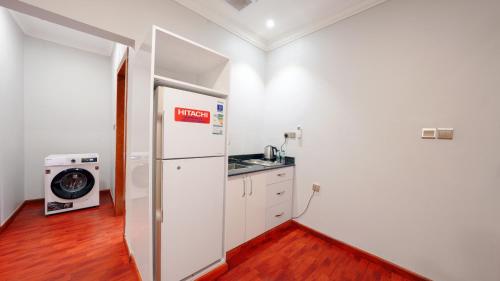 مطبخ, شقق الماسم الفندقية - العليا - مخرج 5 (Al Masem Serviced Apartments - Al Olaya - Exit 5) in المرسلات مطبخ, شقق الماسم الفندقية - العليا - مخرج 5 (Al Masem Serviced Apartments - Al Olaya - Exit 5) in المرسلات