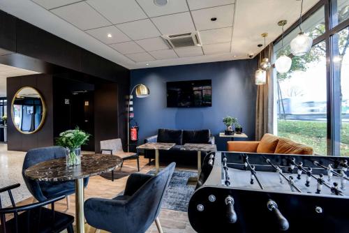 ردهة, Brit Hotel Du Stade Rennes Ouest in Rennes Suburbs ردهة, Brit Hotel Du Stade Rennes Ouest in Rennes Suburbs