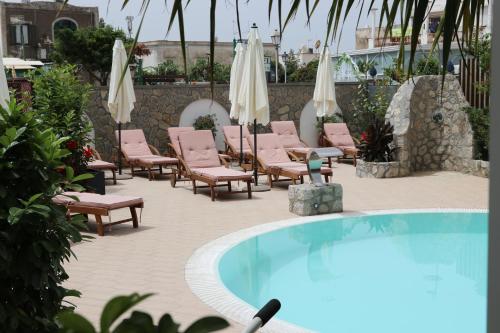 مسبح, Capri Bougainville Luxury Boutique Hotel in اناكابري مسبح, Capri Bougainville Luxury Boutique Hotel in اناكابري