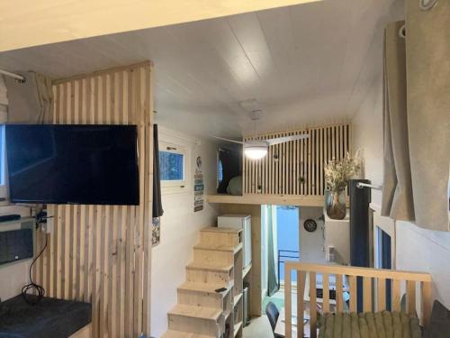 Tiny House à Champdray La Ty Vosg'Breizh (Tiny House a Champdray La Ty Vosg'Breizh) in 科爾西厄 Tiny House à Champdray La Ty Vosg'Breizh (Tiny House a Champdray La Ty Vosg'Breizh) in 科爾西厄
