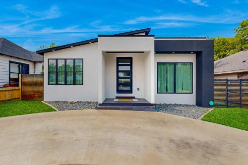 The Dachshund in Cedar Crest The Dachshund in Cedar Crest