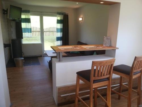 Modernes Ferienhaus in Carlsfeld mit Grill und Garten in Eibenstock Modernes Ferienhaus in Carlsfeld mit Grill und Garten in Eibenstock