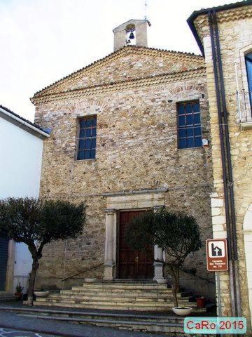 Oikia in Tito Oikia in Tito