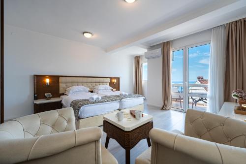 Hotel Adrovic in Sveti Stefan Hotel Adrovic in Sveti Stefan