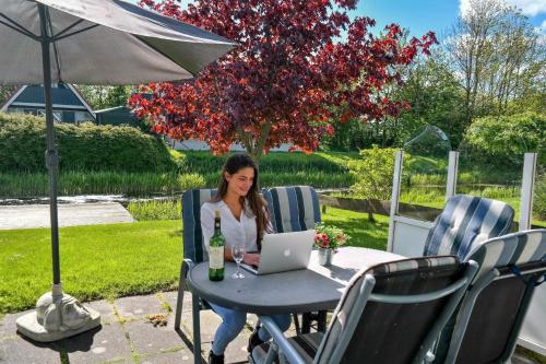 Ferienhaus Lillian mit großer Terrasse in Dongeradeel Ferienhaus Lillian mit großer Terrasse in Dongeradeel