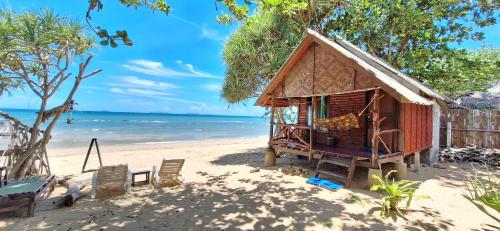 Balcony/terrace, Breizh Cape Beach Bungalows in Baan Klong Khong Balcony/terrace, Breizh Cape Beach Bungalows in Baan Klong Khong