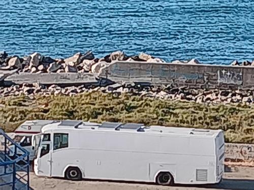 شاطئ, The one and only bus ! in Puerto de Estepona شاطئ, The one and only bus ! in Puerto de Estepona