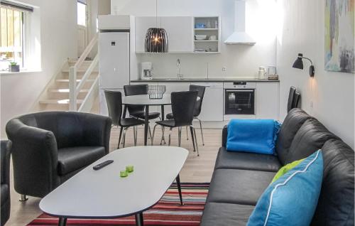 2 Bedroom Stunning Apartment In Allinge in Slotslyngvej 2 Bedroom Stunning Apartment In Allinge in Slotslyngvej