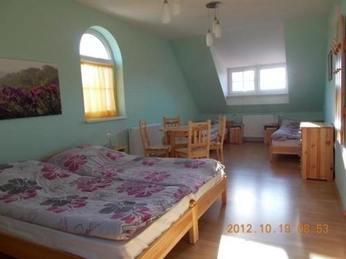 Ferienhaus fur Gruppen gegenuber einer Reitschule in นากีวาซโซนี Ferienhaus fur Gruppen gegenuber einer Reitschule in นากีวาซโซนี