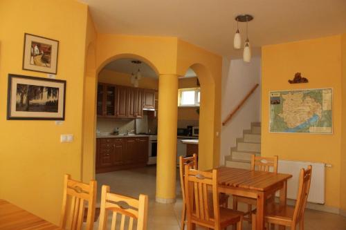 Ferienhaus fur Gruppen gegenuber einer Reitschule in นากีวาซโซนี Ferienhaus fur Gruppen gegenuber einer Reitschule in นากีวาซโซนี