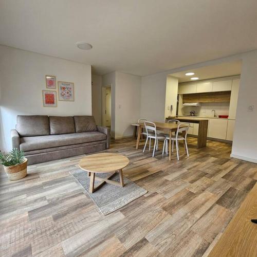 Moderno departamento Condo SUITE c cochera in 안타르티다 아르헨티나 Moderno departamento Condo SUITE c cochera in 안타르티다 아르헨티나