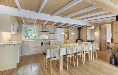 Kitchen, Jægerstuen in Snogebaek Kitchen, Jægerstuen in Snogebaek