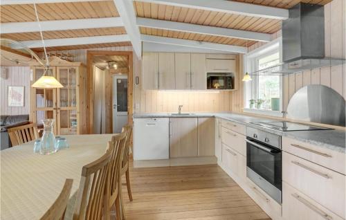 Kitchen, Jægerstuen in Snogebaek Kitchen, Jægerstuen in Snogebaek