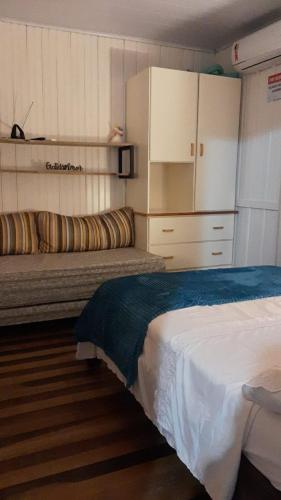 Pé na areia, casa na praia de frente para o mar (Pe na areia, casa na praia de frente para o mar) in Ribeirao da Ilha Pé na areia, casa na praia de frente para o mar (Pe na areia, casa na praia de frente para o mar) in Ribeirao da Ilha