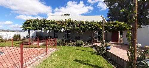 Farmhouse Guestrooms in Calitzdorp Farmhouse Guestrooms in Calitzdorp