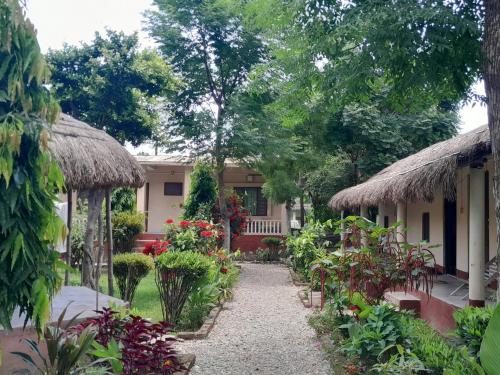 Crocodile Safari Camp in Chitwan Crocodile Safari Camp in Chitwan