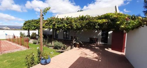 Farmhouse Guestrooms in Calitzdorp Farmhouse Guestrooms in Calitzdorp
