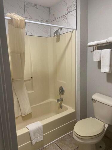 Speedway Inn & Suites in 格里芬 (GA) Speedway Inn & Suites in 格里芬 (GA)