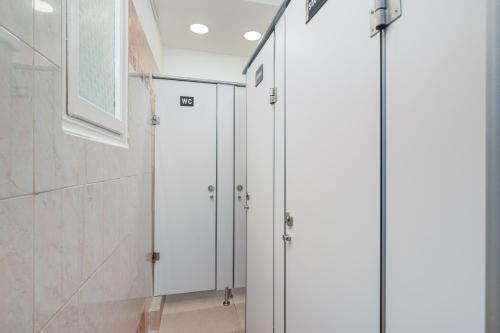 Shower, Eirini Residence in Athens Shower, Eirini Residence in Athens