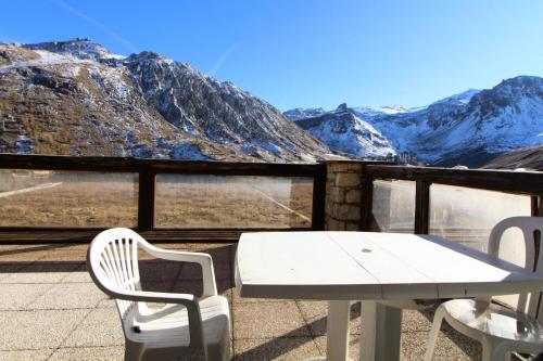 Residence Soleil - Grand studio 34m2 - terrasse - vue lac MAE-3635 in Tignes Le Lac Residence Soleil - Grand studio 34m2 - terrasse - vue lac MAE-3635 in Tignes Le Lac